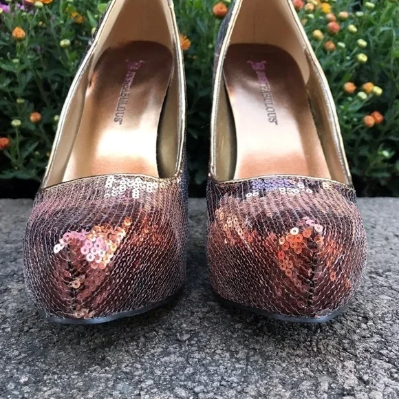 JUST FABULOUS 7.5 Copper Sequins Platform Pumps Size 7.5 - Picture 5 of 16